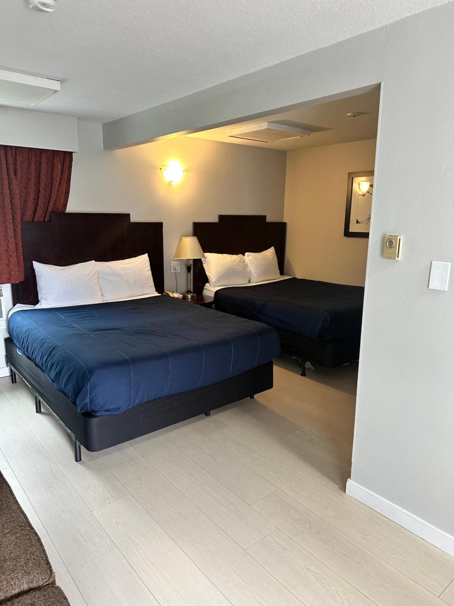 Travelodge By Wyndham Distrito de Langley Exterior foto