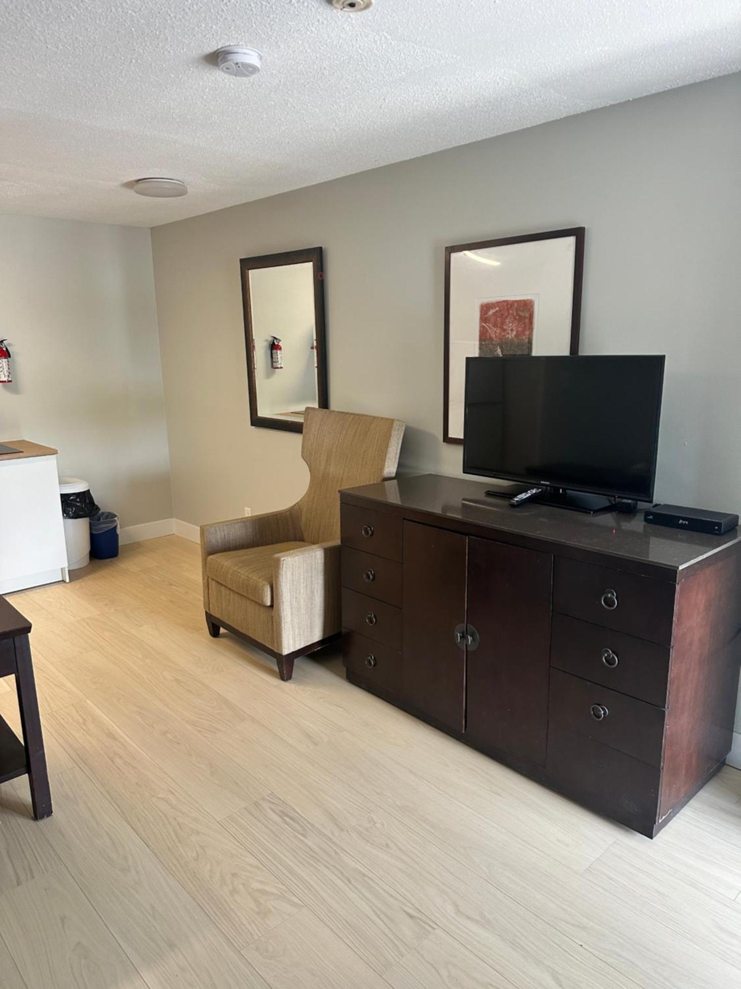 Travelodge By Wyndham Distrito de Langley Exterior foto