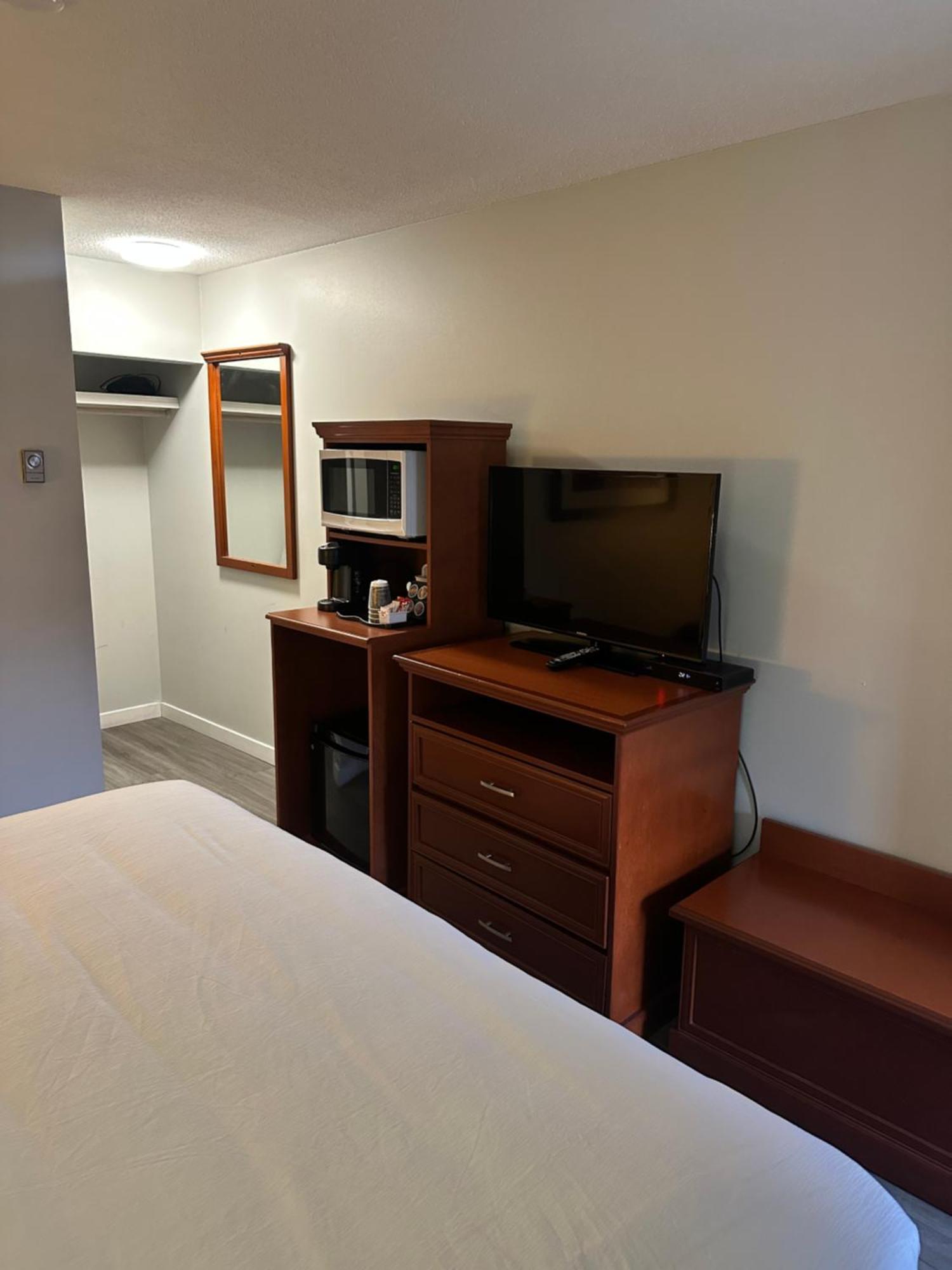 Travelodge By Wyndham Distrito de Langley Exterior foto