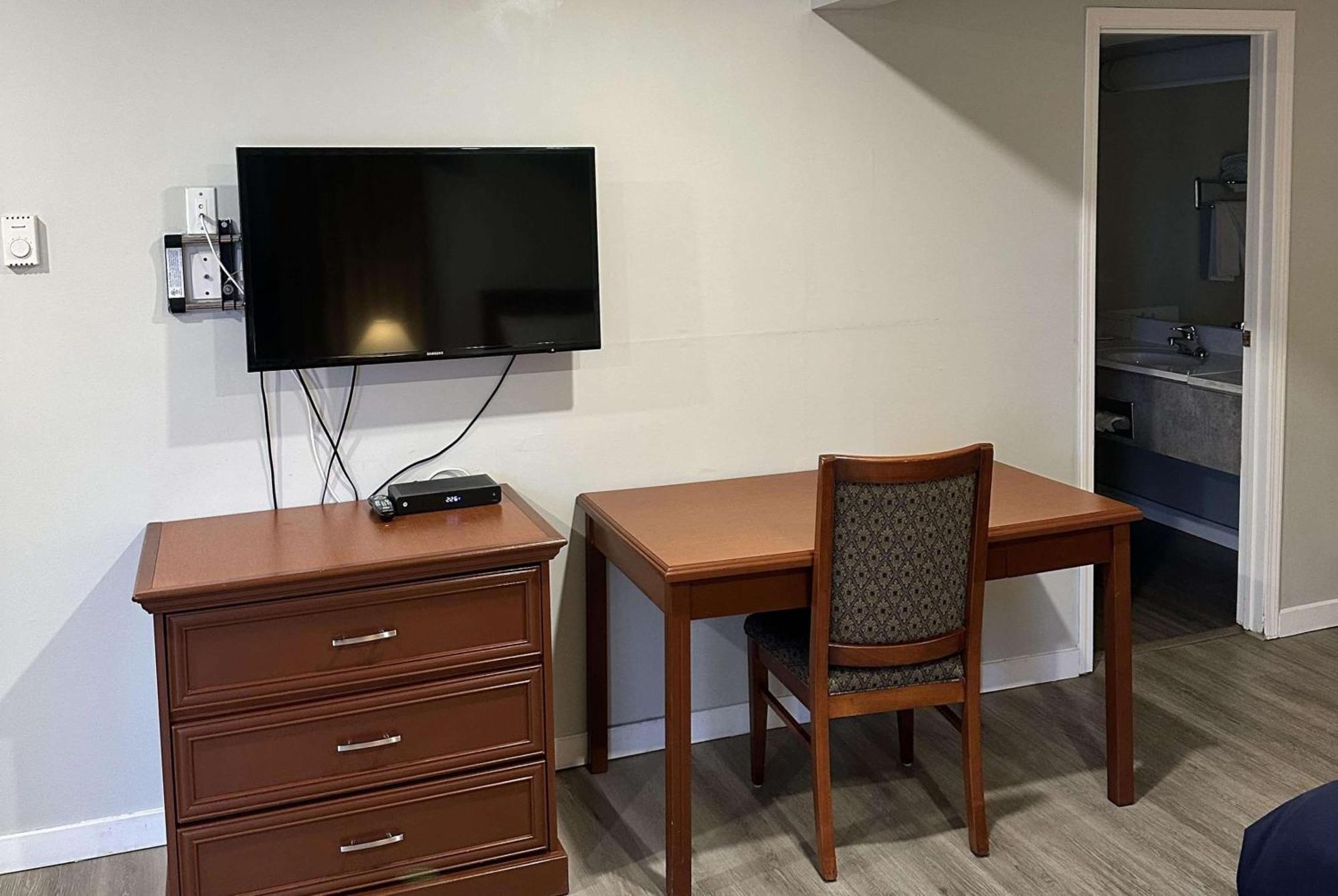 Travelodge By Wyndham Distrito de Langley Exterior foto
