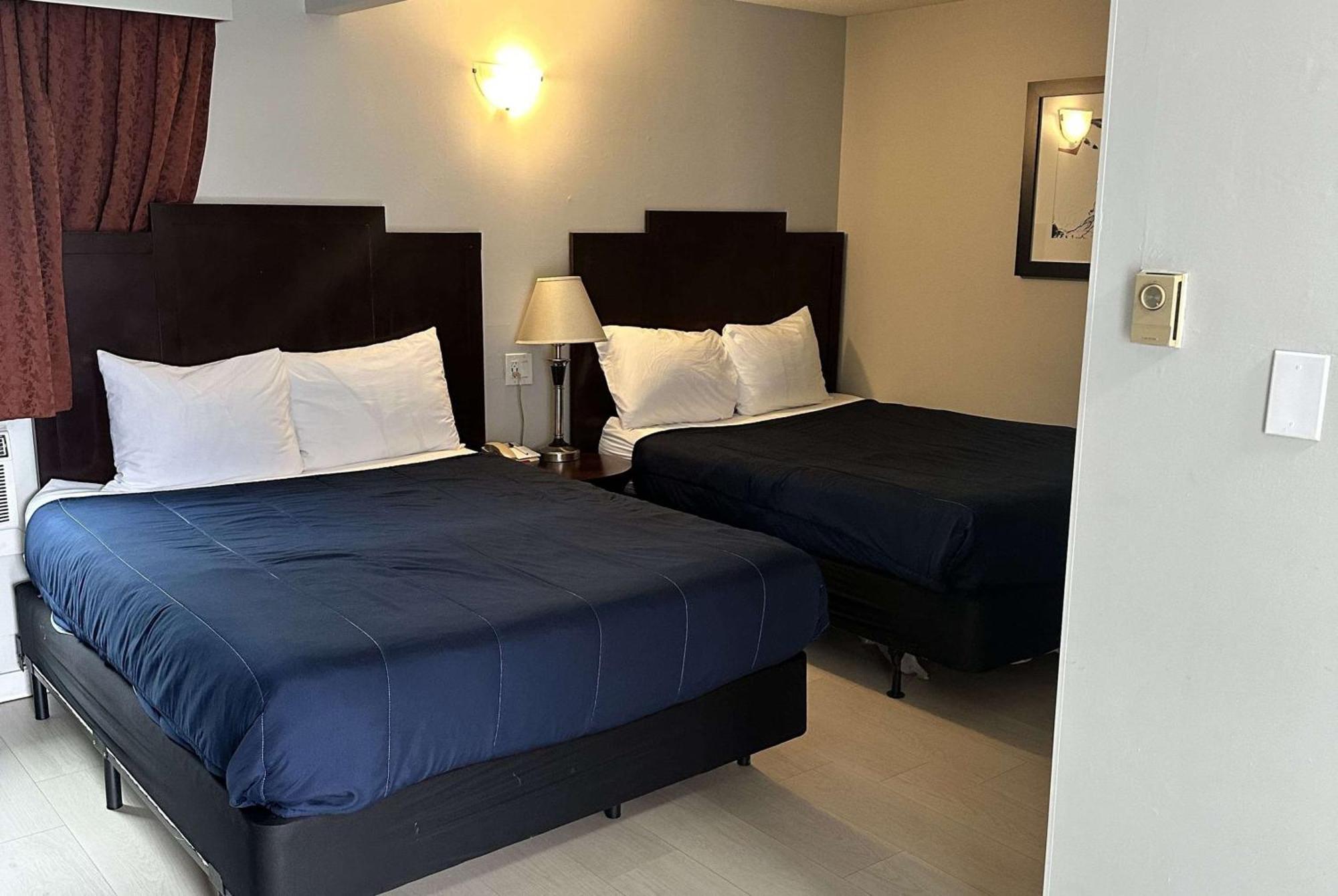 Travelodge By Wyndham Distrito de Langley Exterior foto